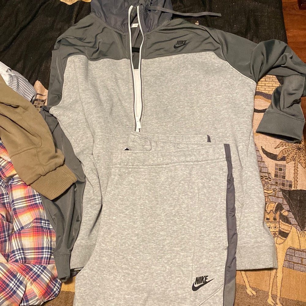 Nike fit set, like New !!!!!